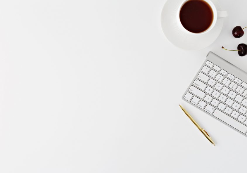 header-social-media-ajuta-sau-incurca2